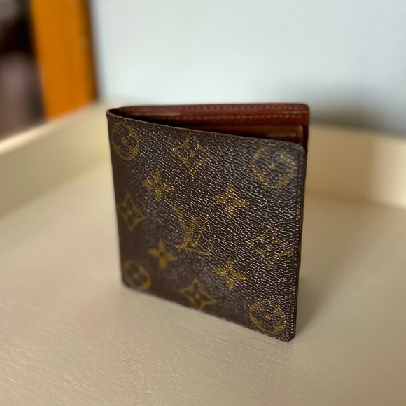 Louis Vuitton bifold wallet unisex - Picture 1 of 10